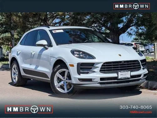 2020 Porsche Macan AWD photo