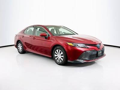 2020 Toyota Camry Hybrid LE FWD photo