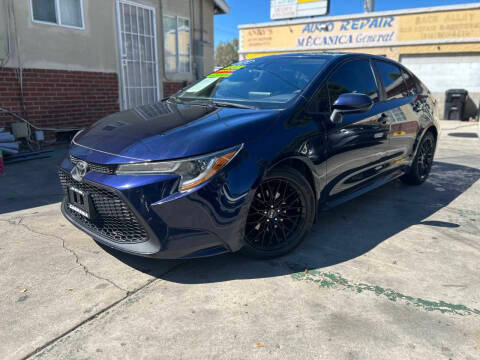 2020 Toyota Corolla LE FWD photo