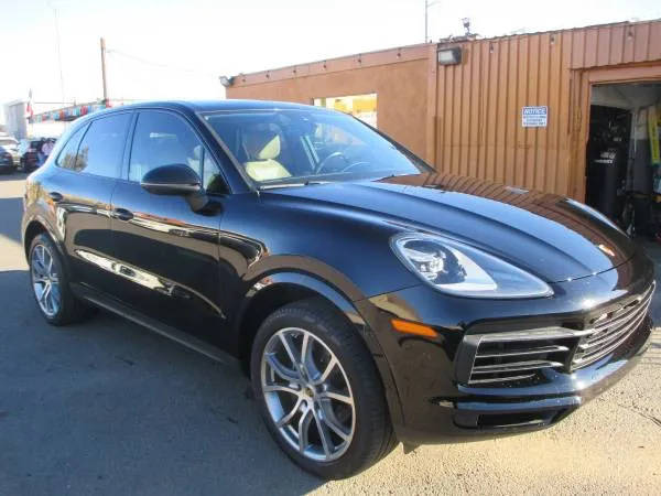 2020 Porsche Cayenne  AWD photo