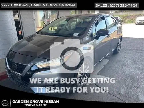2020 Nissan Versa SV FWD photo