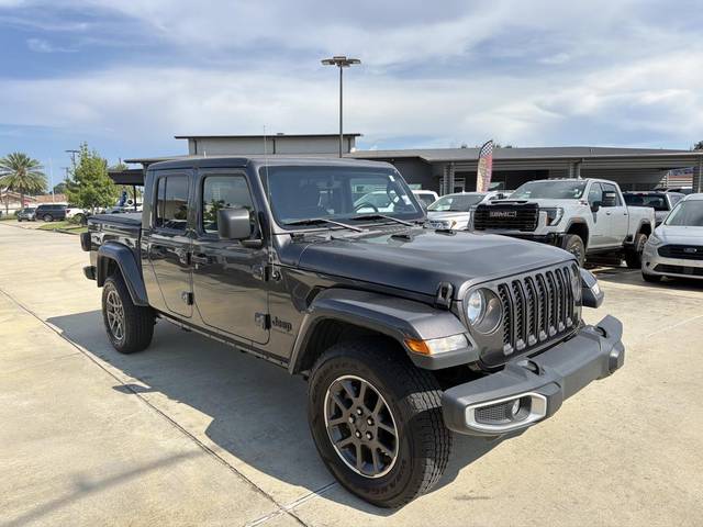 2020 Jeep Gladiator Altitude 4WD photo