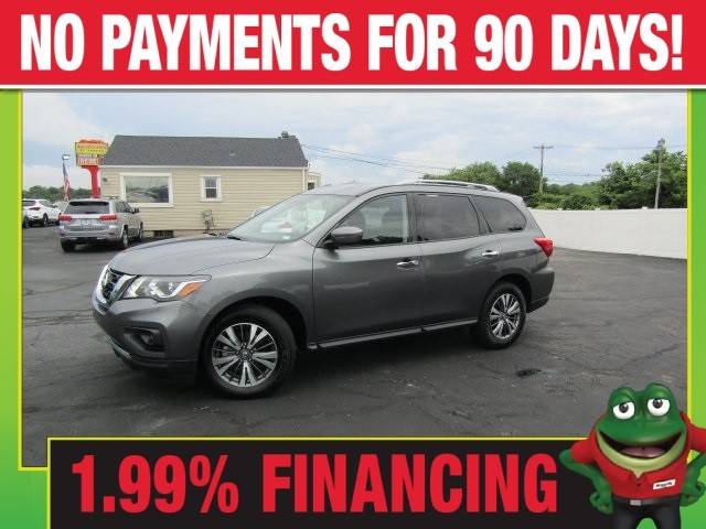 2019 Nissan Pathfinder SV 4WD photo