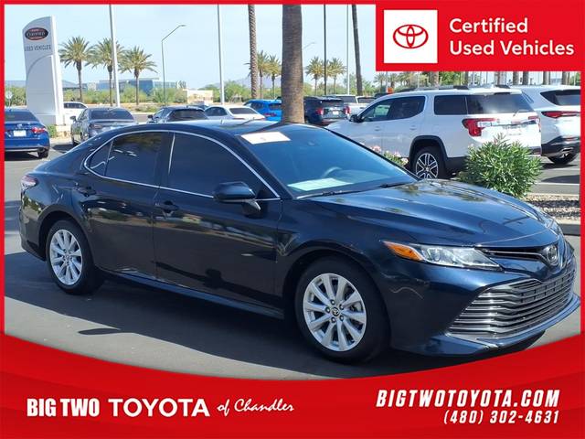 2020 Toyota Camry LE FWD photo