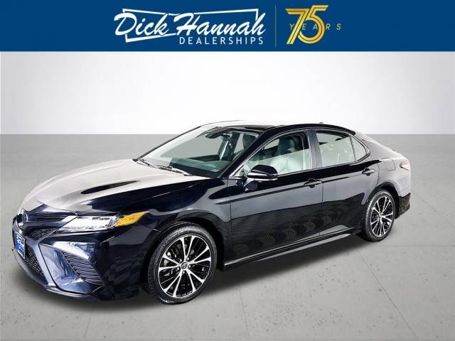 2019 Toyota Camry SE FWD photo