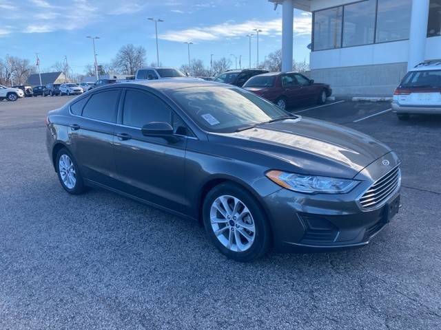 2020 Ford Fusion SE FWD photo