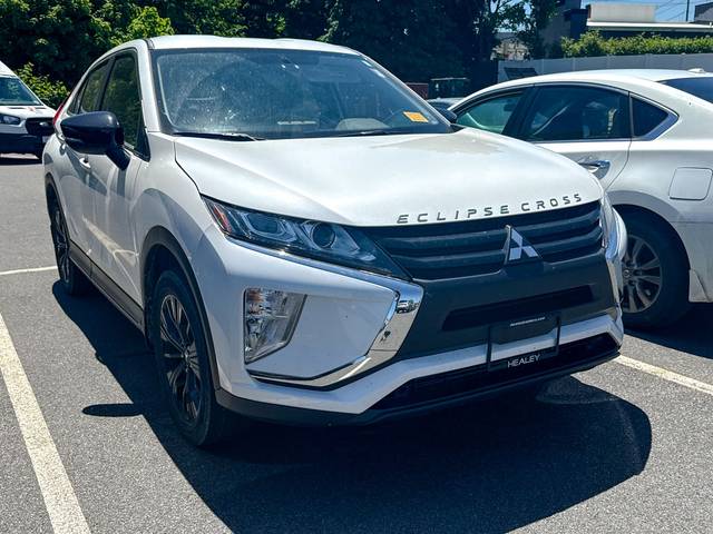 2020 Mitsubishi Eclipse Cross LE 4WD photo