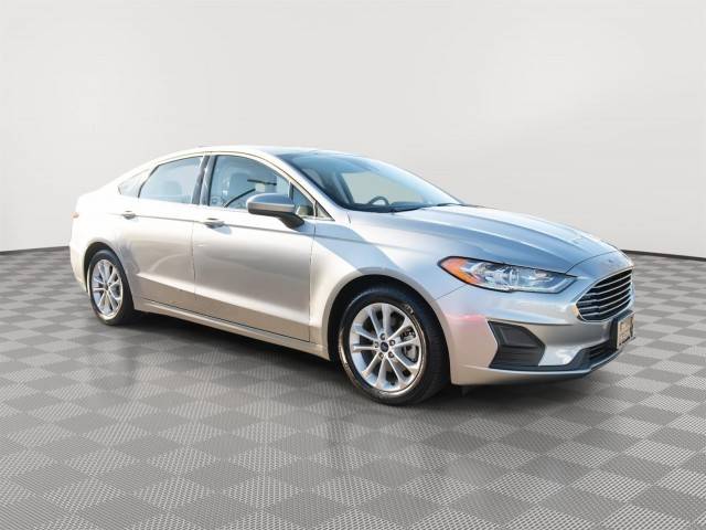 2020 Ford Fusion SE FWD photo