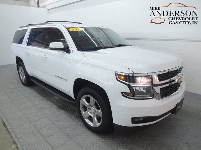 2019 Chevrolet Suburban LT 4WD photo