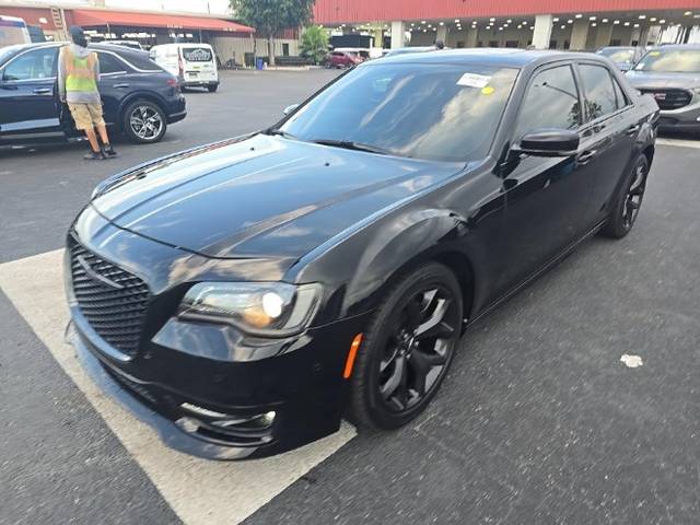 2020 Chrysler 300 300S RWD photo