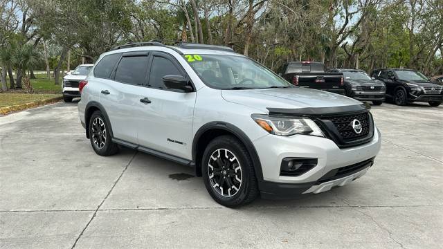 2020 Nissan Pathfinder SL FWD photo