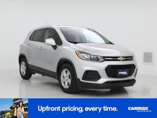 2020 Chevrolet Trax LS FWD photo