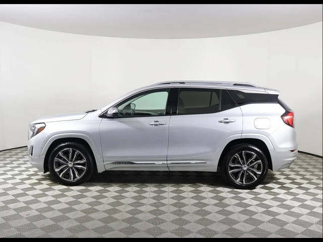 2020 GMC Terrain Denali FWD photo