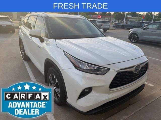 2020 Toyota Highlander Hybrid XLE AWD photo