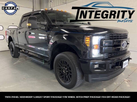 2019 Ford  LARIAT 4WD photo