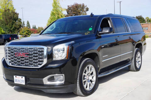 2019 GMC Yukon XL Denali RWD photo