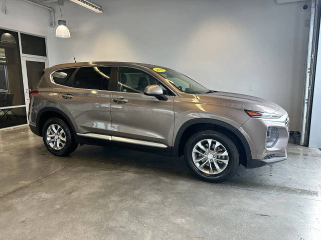 2019 Hyundai Santa Fe SE AWD photo