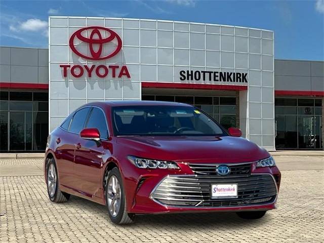 2020 Toyota Avalon Hybrid XLE FWD photo