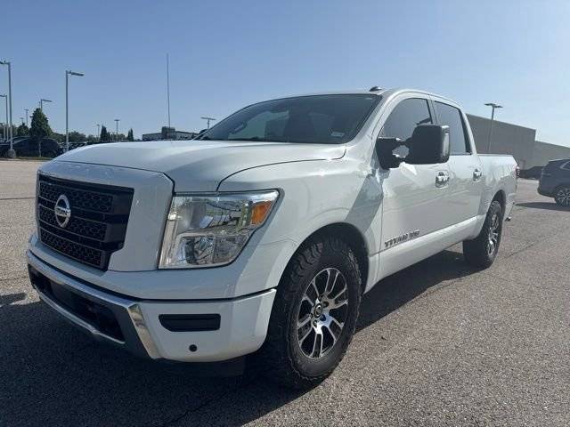 2020 Nissan Titan SV RWD photo