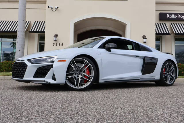 2020 Audi R8 V10 performance AWD photo