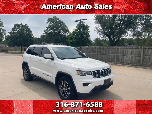 2018 Jeep Grand Cherokee Laredo E 4WD photo