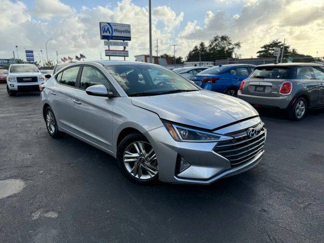 2019 Hyundai Elantra SEL FWD photo