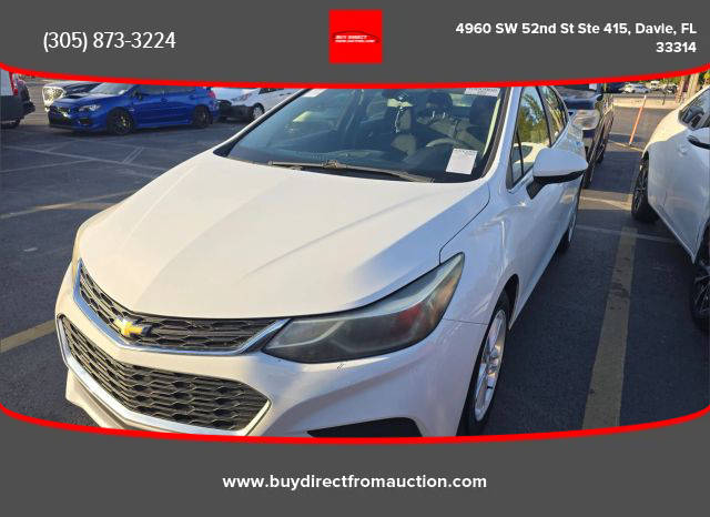 2018 Chevrolet Cruze LT FWD photo