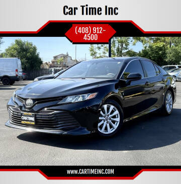 2018 Toyota Camry LE FWD photo