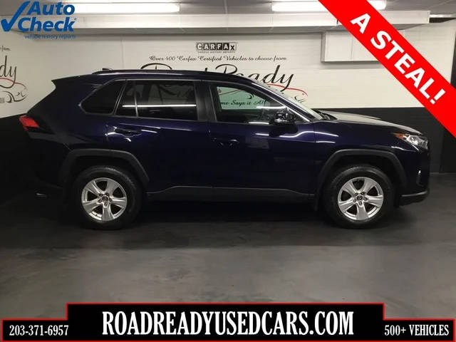 2020 Toyota RAV4 XLE AWD photo
