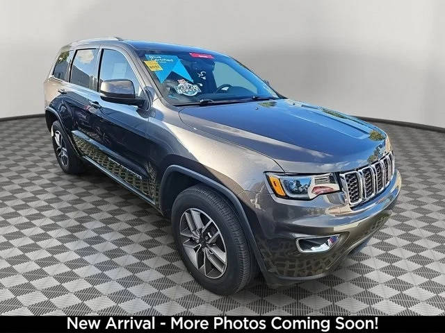 2020 Jeep Grand Cherokee Laredo E RWD photo