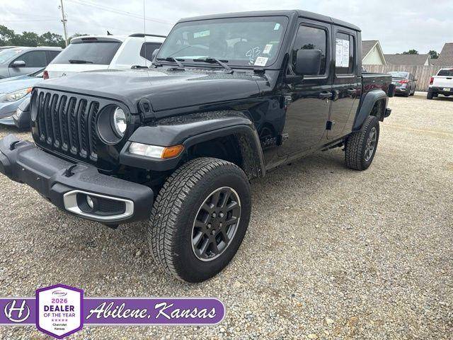 2020 Jeep Gladiator Altitude 4WD photo