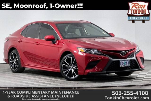 2020 Toyota Camry SE FWD photo