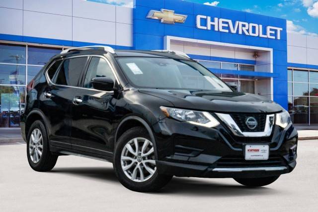 2019 Nissan Rogue SV FWD photo