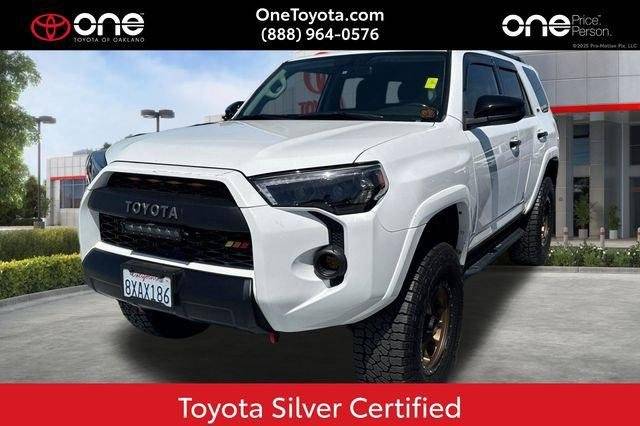 2017 Toyota 4Runner SR5 4WD photo