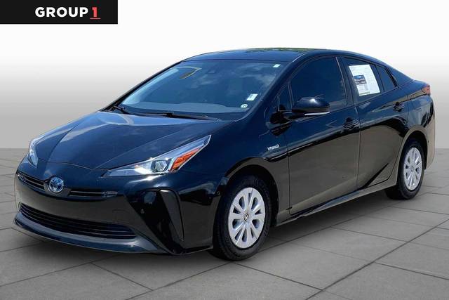 2020 Toyota Prius LE FWD photo