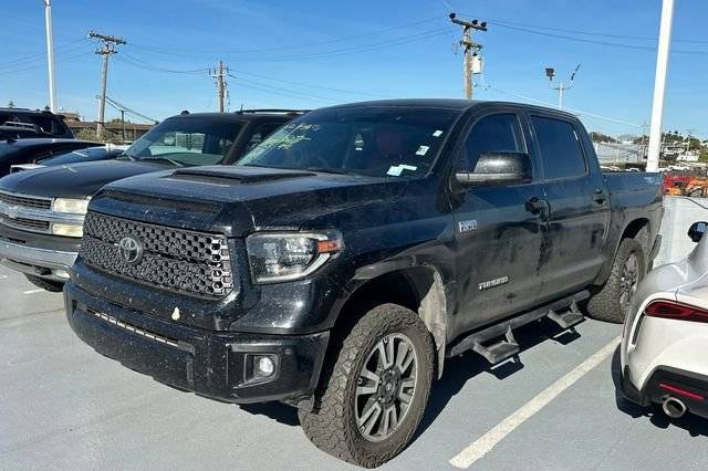 2020 Toyota Tundra SR5 4WD photo