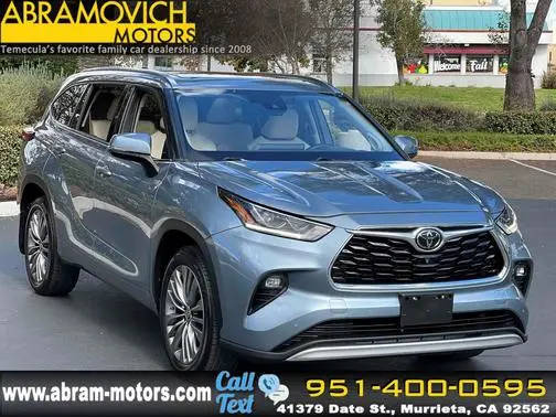 2020 Toyota Highlander Platinum FWD photo