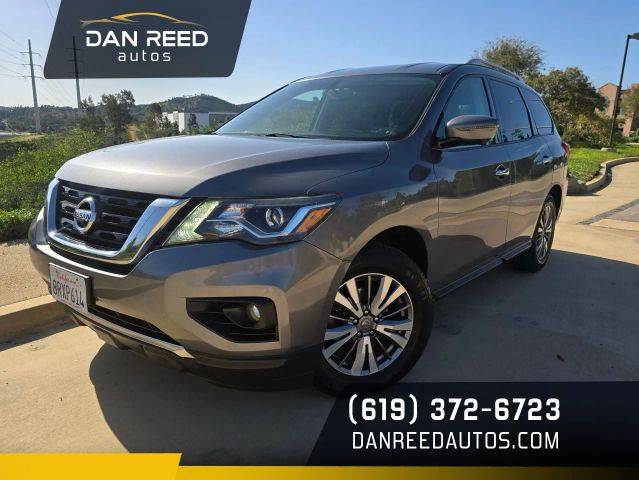 2019 Nissan Pathfinder SL FWD photo