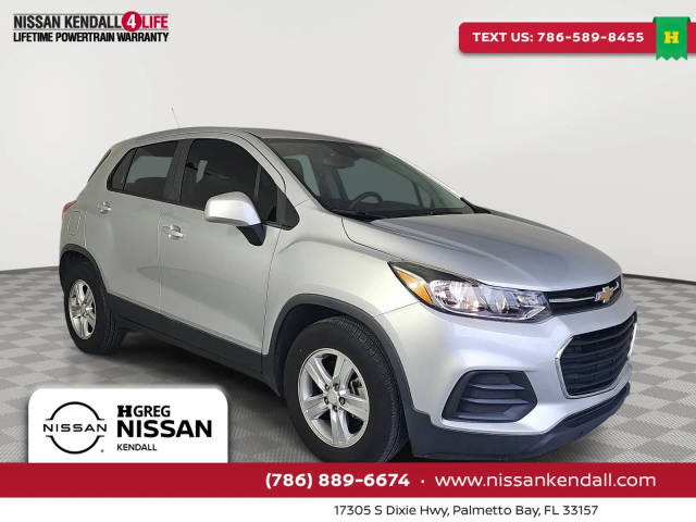 2020 Chevrolet Trax LS FWD photo