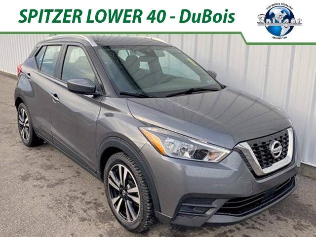 2020 Nissan Kicks SV FWD photo