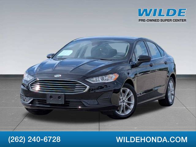 2020 Ford Fusion SE FWD photo