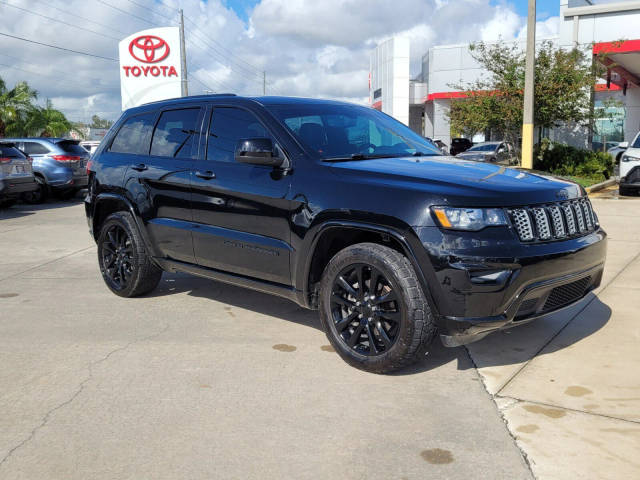 2020 Jeep Grand Cherokee Altitude RWD photo