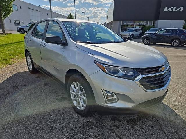 2020 Chevrolet Equinox LS AWD photo