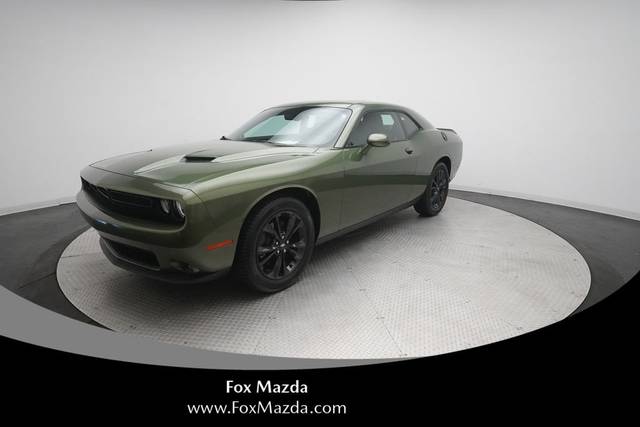 2020 Dodge Challenger SXT AWD photo