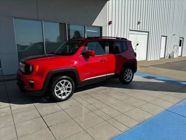 2020 Jeep Renegade Latitude 4WD photo