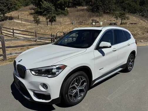 2017 BMW X1 xDrive28i AWD photo