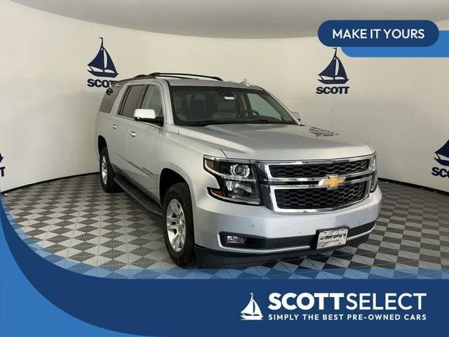 2019 Chevrolet Suburban LT 4WD photo