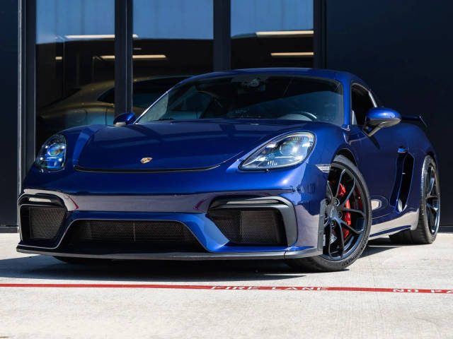 2020 Porsche Cayman GT4 RWD photo