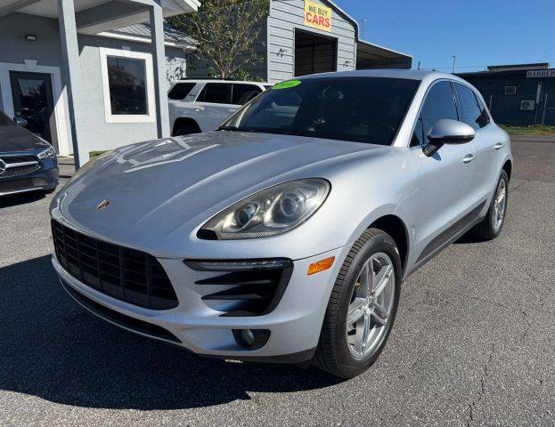 2016 Porsche Macan S AWD photo