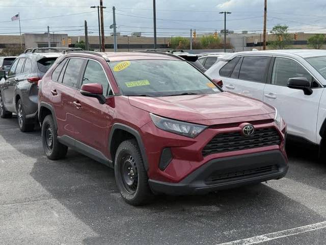 2020 Toyota RAV4 LE AWD photo